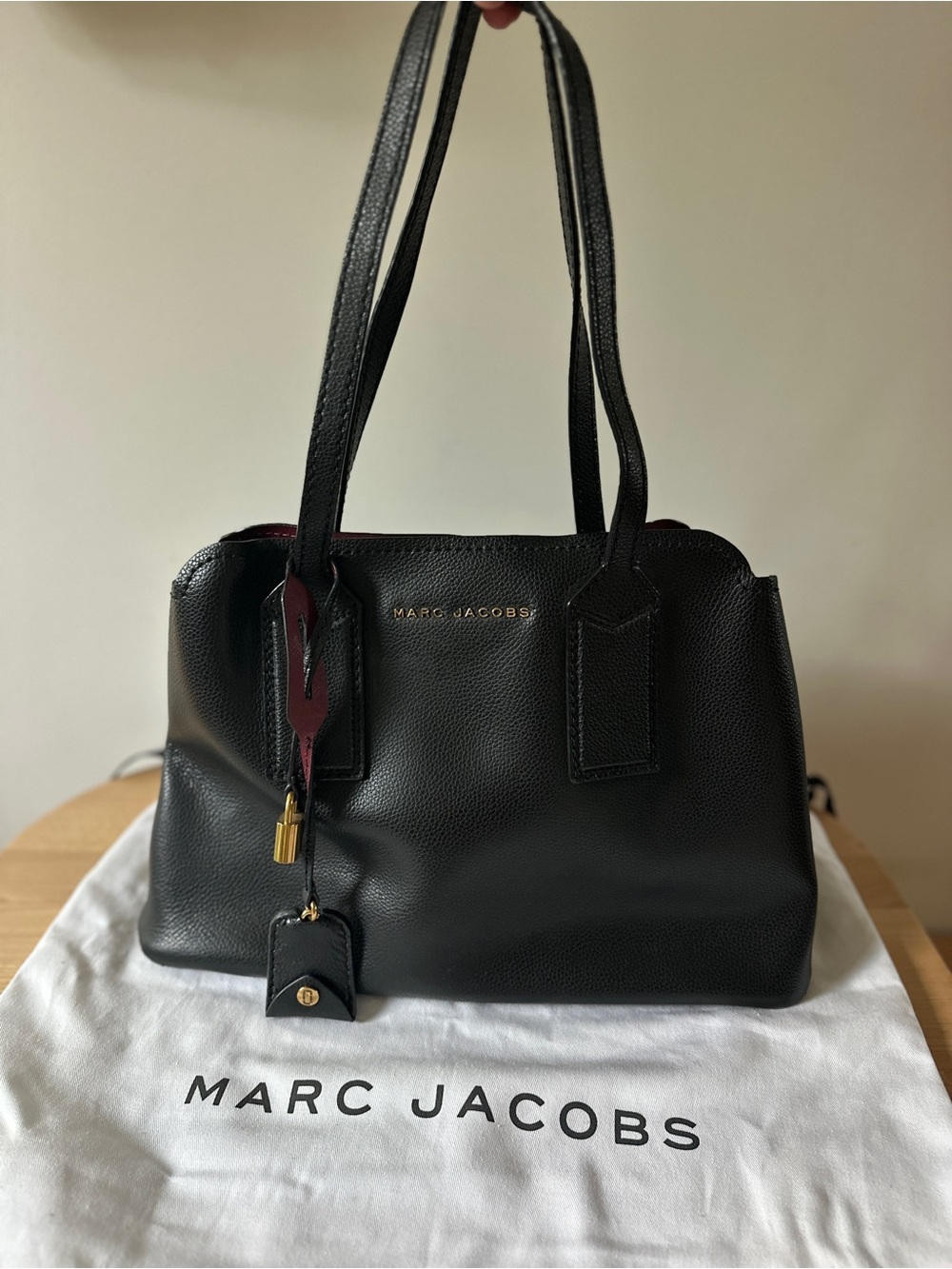 Marc Jacobs Pebbled Calfskin The Editor 38 Tote Black - Picture 4 of 7